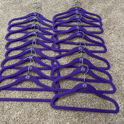 18 Kids Joy Velvet Hangers