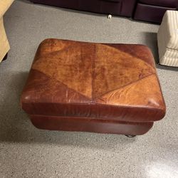 Leather Ottoman – Rustic & Stylish