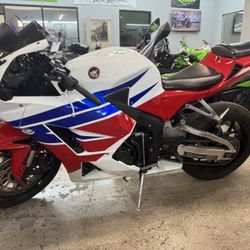 2022 Honda CBR-600RR
