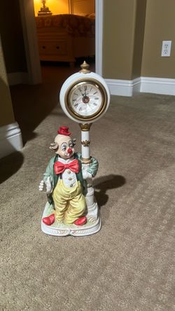 Vintage super rare clock ⏰ and music 🎶 porcelain hand painted