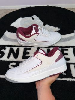 Air Jordan 2 Retro Low Cherrywood (Size 10.5)