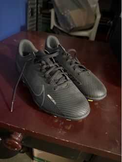 Nike Mercurial Vapor 15 Club FG MG Low Shadow Pack 5.5y Soccer Cleats