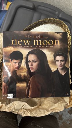 Twilight Saga New Moon Movie Board Game