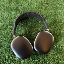 Apple AirPods Max Space Grey (Lightning) USED But Work Perfectly 