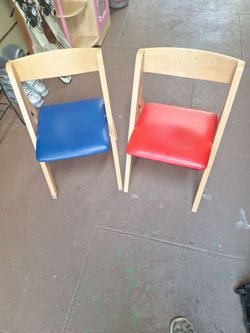 Toddlers folding chairs