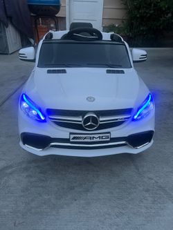 Mercedes Benz AMG 63 GLS 4WD Painting White