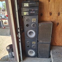 Marantz  Stereo  Components  & Speakers 
