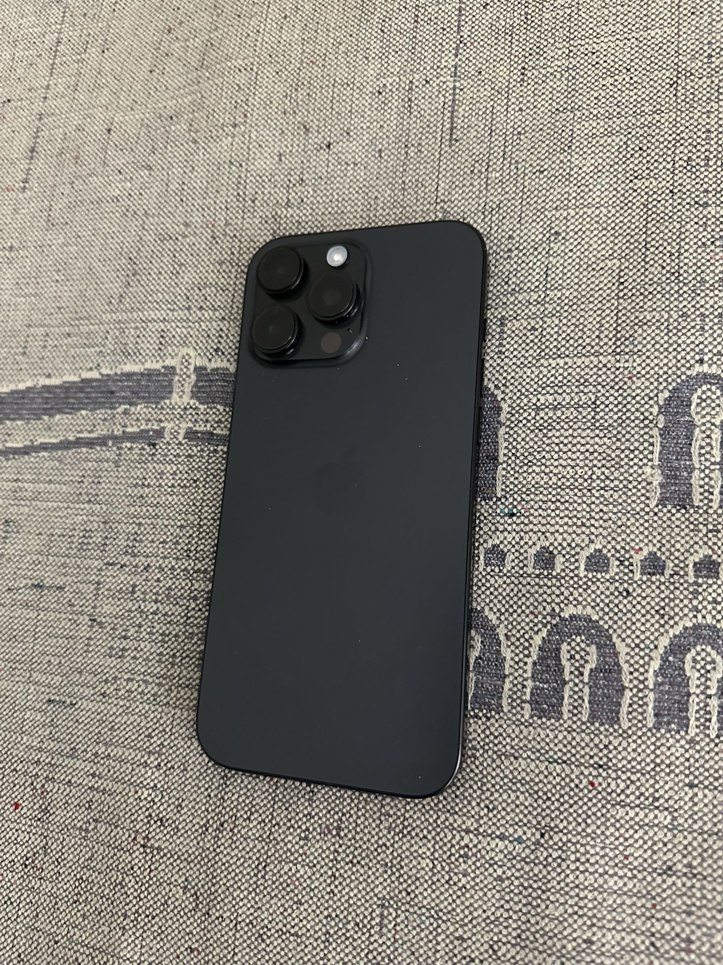 Apple iPhone 16 Pro Max 512gb black Unlocked 100% Battery Health