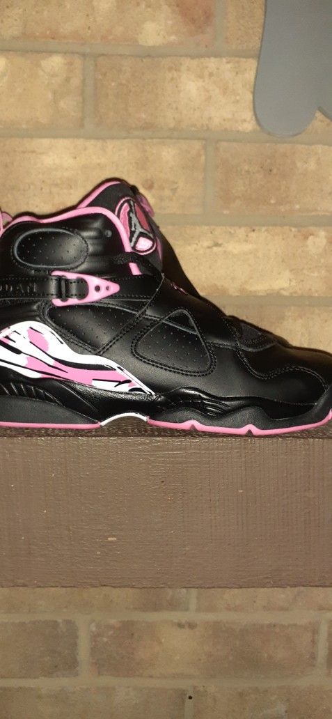 Jordan size 6 youth 7 womans