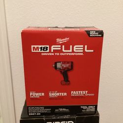 M18 FUEL 1/2 in. Impact Wrench with Friction Ring