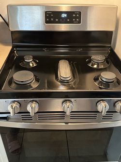 Gas stove