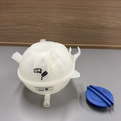 Coolant Reservoir With Cap