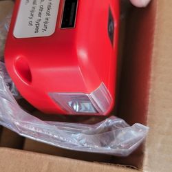 Attachments For Milwaukee Or Makita Batteries 