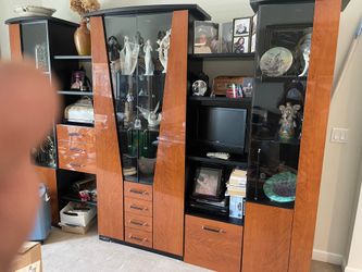 Wall cabinet beautiful set practically new
