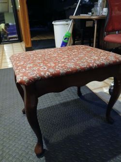 STOOL