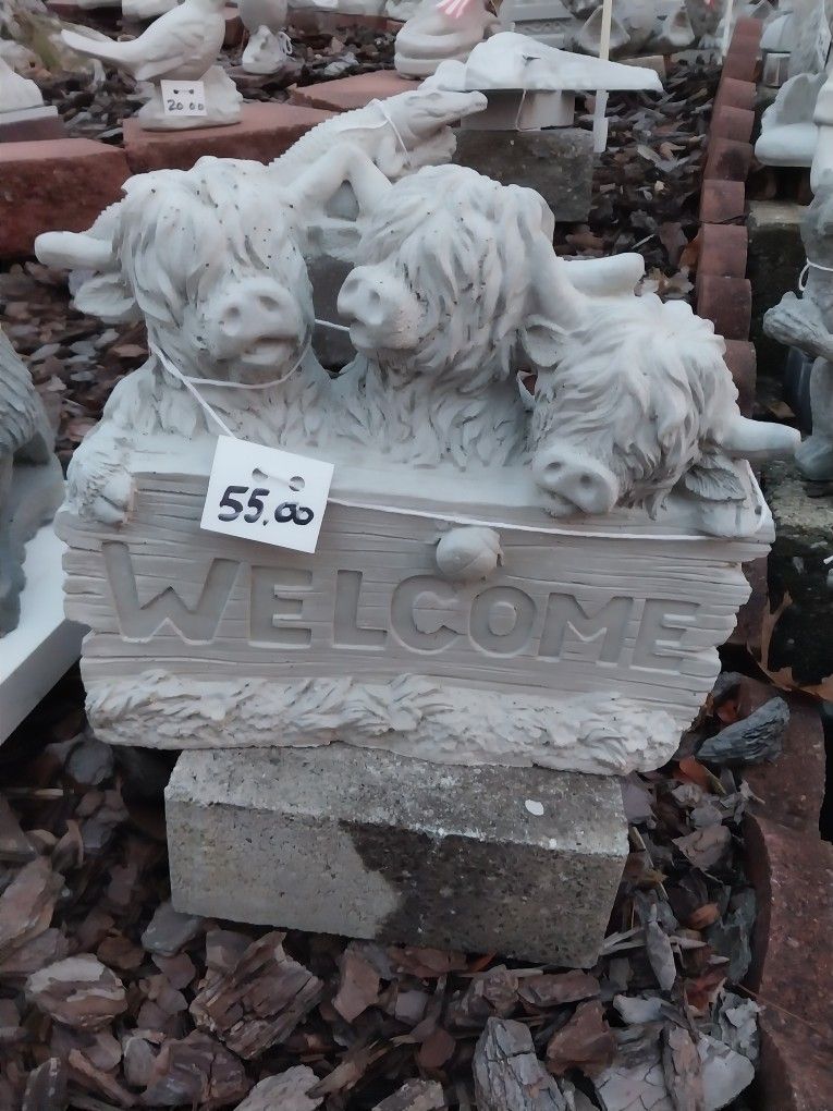 I Have (1) Piece Garden Concrete Statues 12x12 Inch