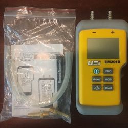 UEI EM201B Manometer