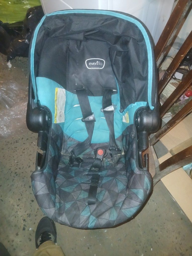 Even Flo Carseat