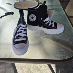 Converse woman's size eight