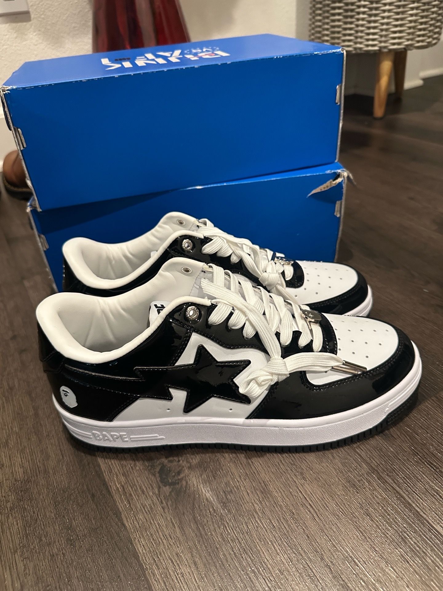 Bapesta Black & White Size 10 Mens