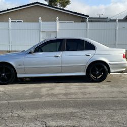 2002 BMW 525i