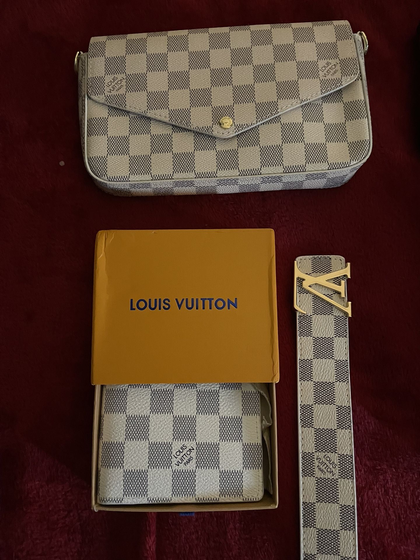 Beautiful Authentic LV Set. Receipts Included.