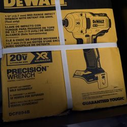 DeWalt 1/2” Impact - DCF894B