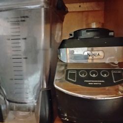 Ninji Blenders 