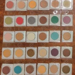 Eyeshadow 30 Pieces For $10. All Different Colors