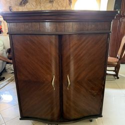 Vintage Dresser 