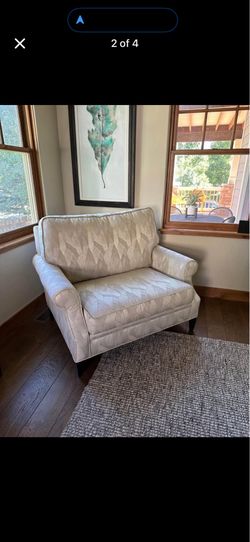 Oversized chair