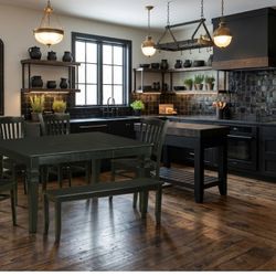 NEW IN BOX DINING SET BLACK COLOR 