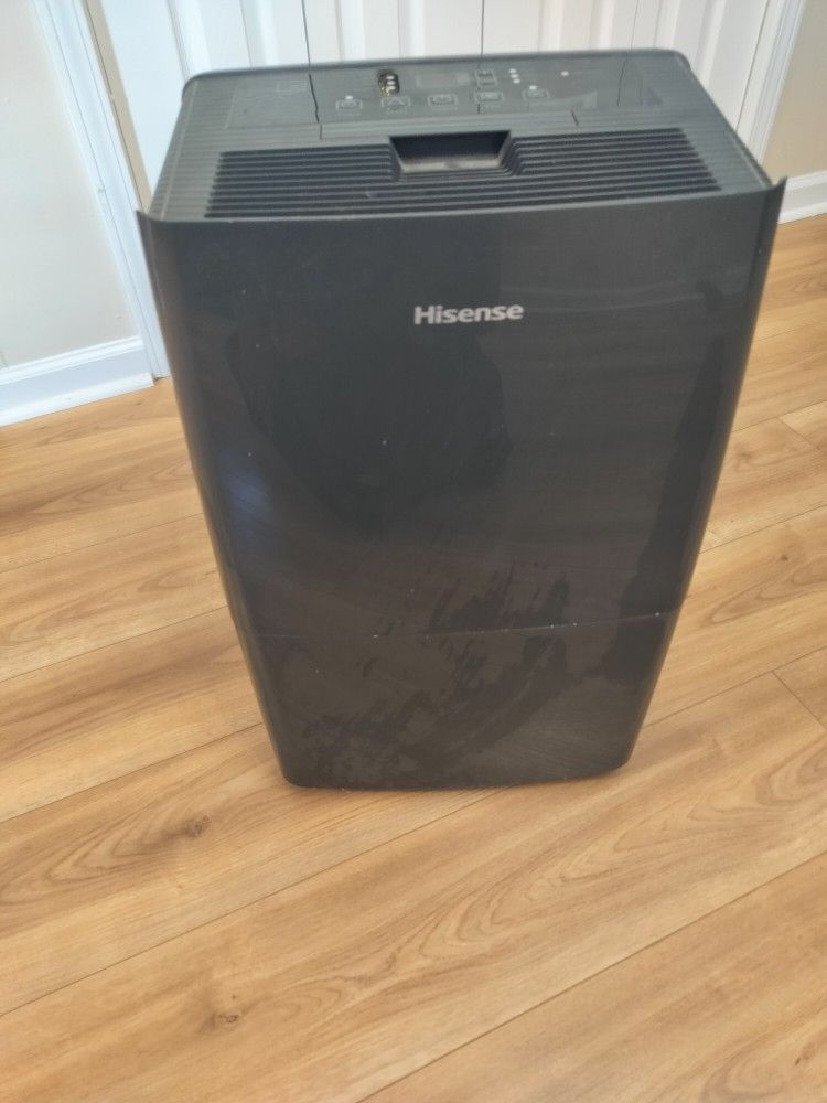 Dehumidifier 70 Pints/Day Hisense
