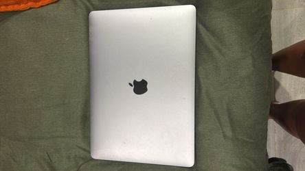 Apple MacBook Laptop Silver 13