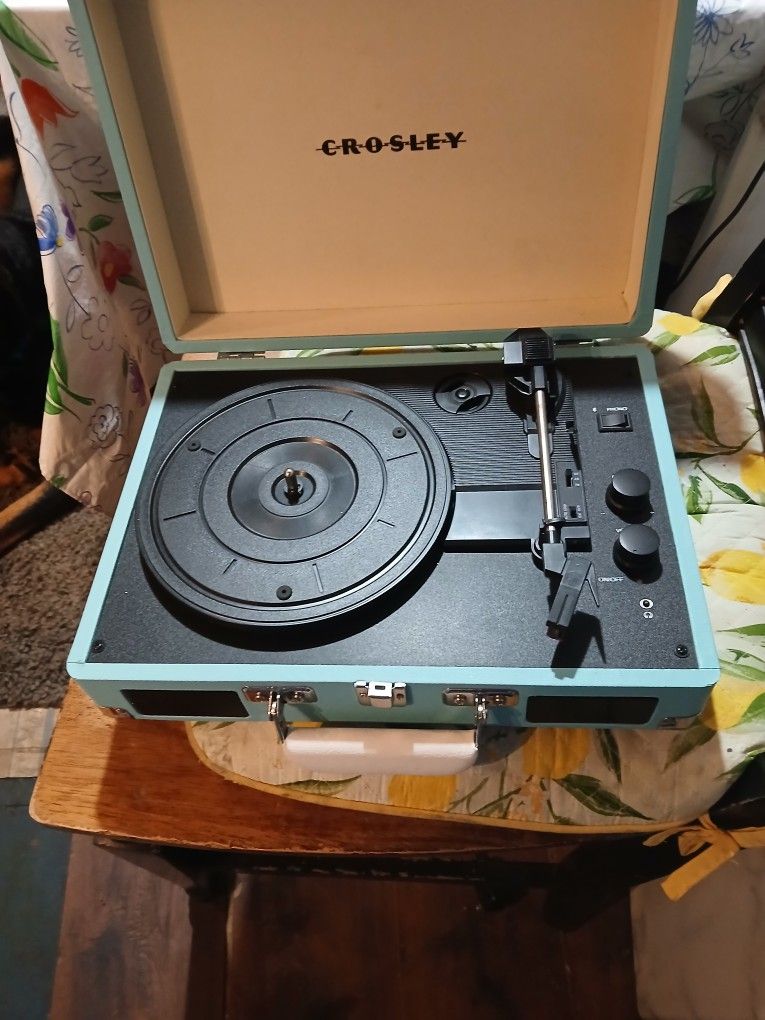 Bluetooth record player brand new