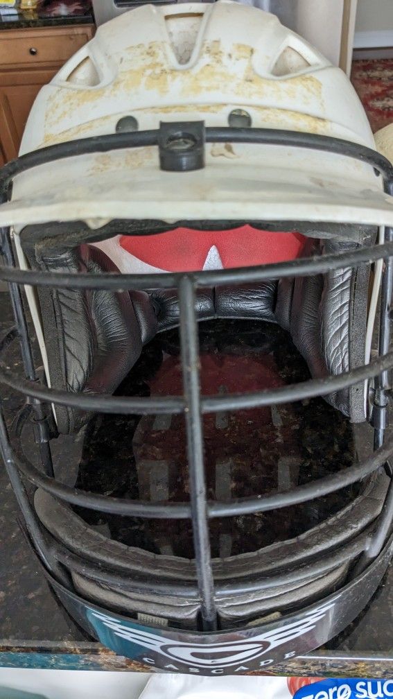 Cascade Lacrosse Helmet XXXS-Could Use A Little Cleaning Up Other Than That Appears In Good Shape!!!