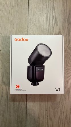 Godox V1C Flash for Canon - Great Condition