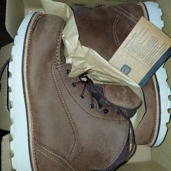 RedWings Women's Traction Tred Lite Boots 