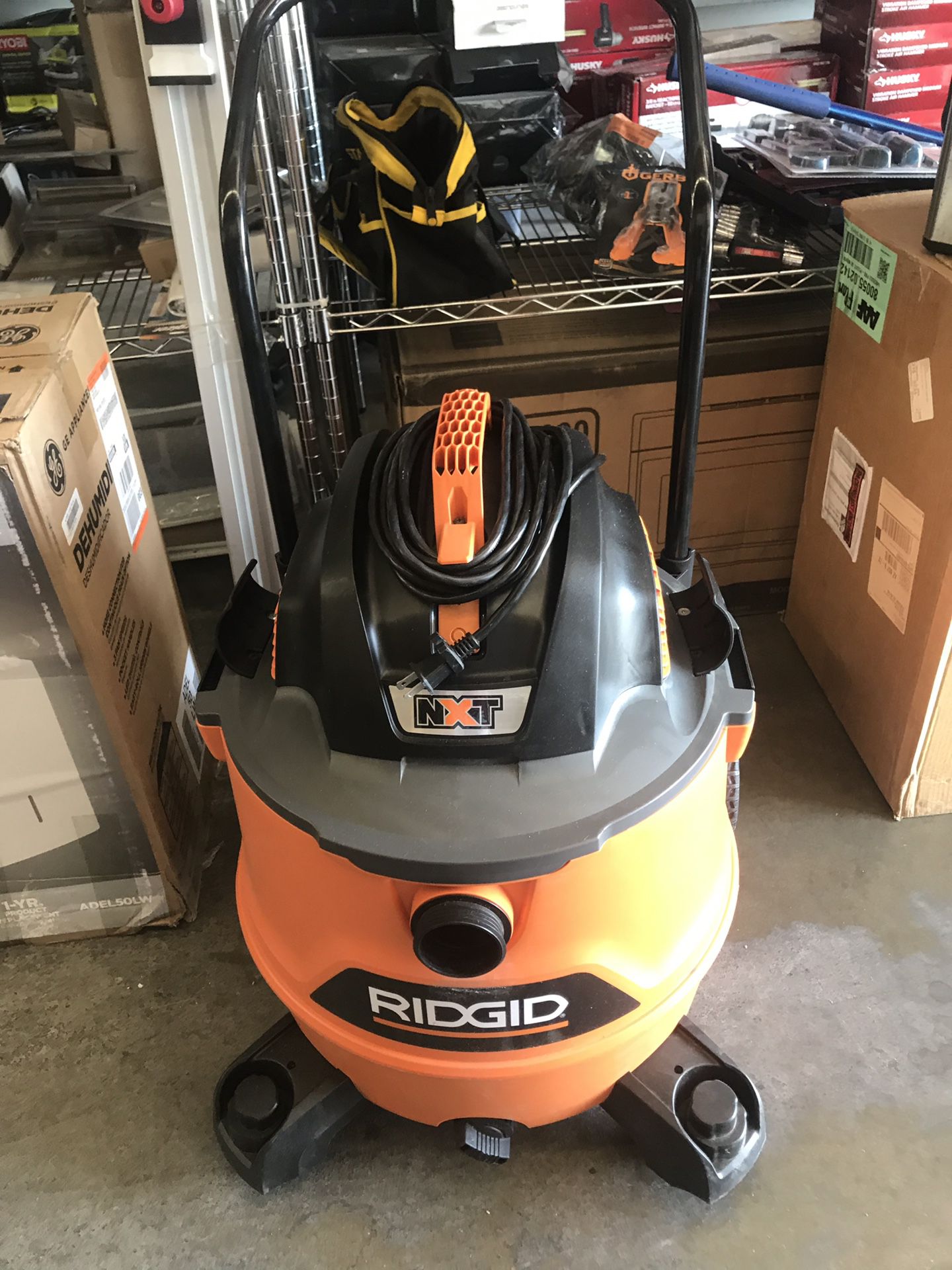RIDGID 16 Gal. 6.5-Peak HP NXT Wet Dry Shop Vacuum with Fine Dust Filter and Accessories