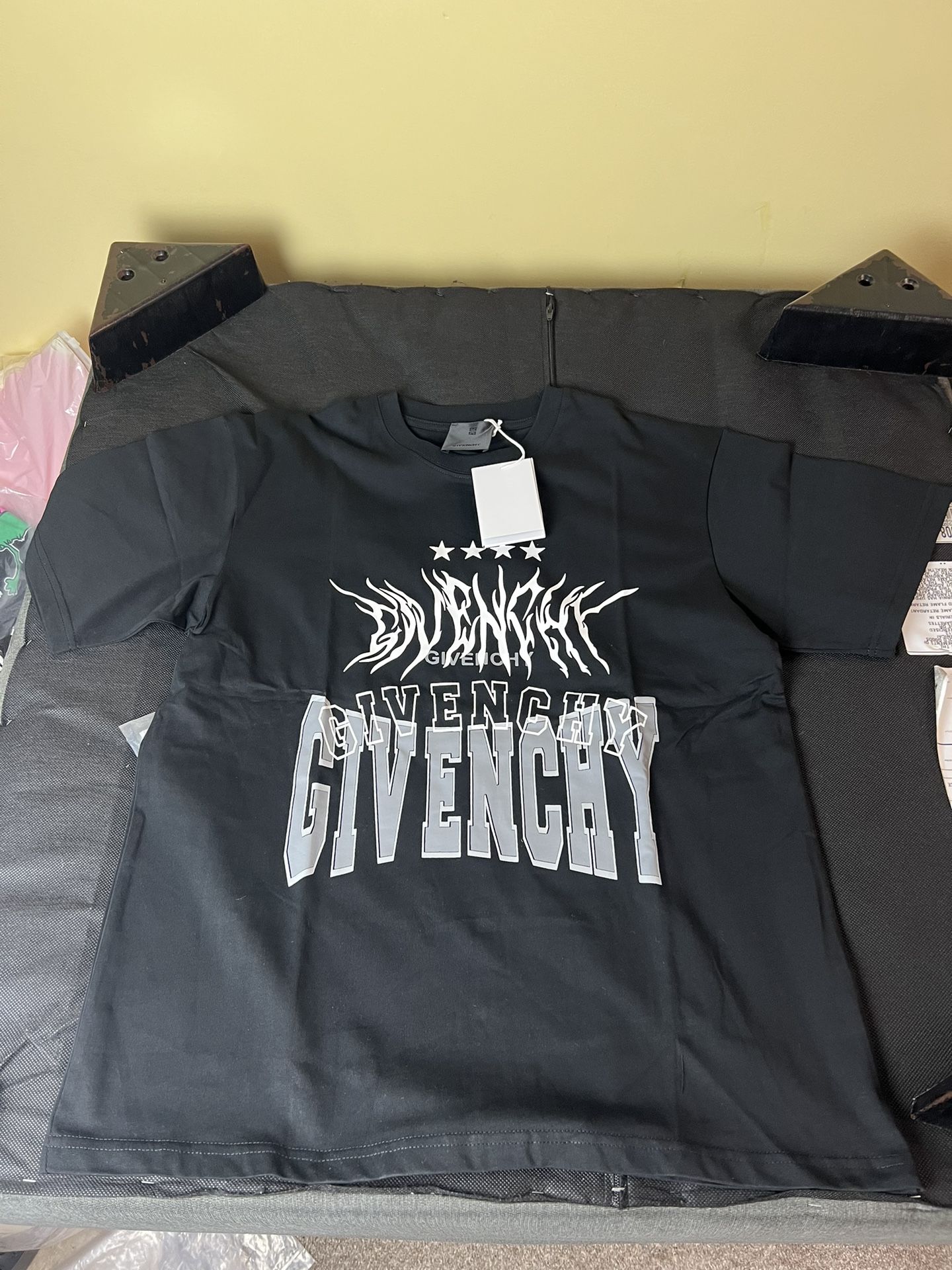 Givenchy T Shirt