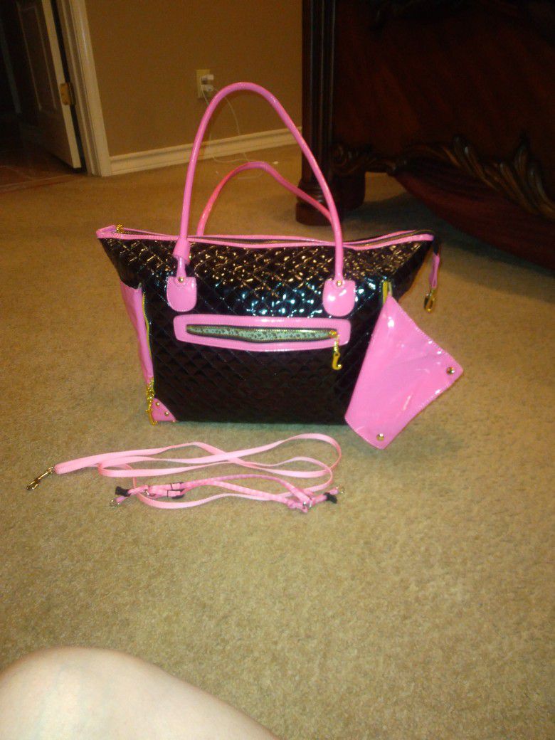 Small Dog Carrier Bag With Leash, Collar And Harness