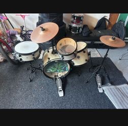Ludwig Junior Drum Set