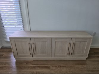 Henn&Hart TV Stand for TVs up to 75"
