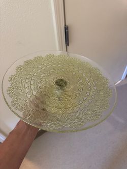 Gold Metallic Lace Glass Cake Stand