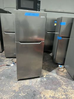 New Frigidaire fridge $240.24/59