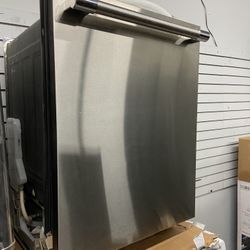 Thermador Stainless Steel Emerald Series Dishwasher