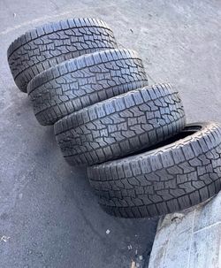265 50 20 Falken I'm selling this set of tires with 80% life left on all 4