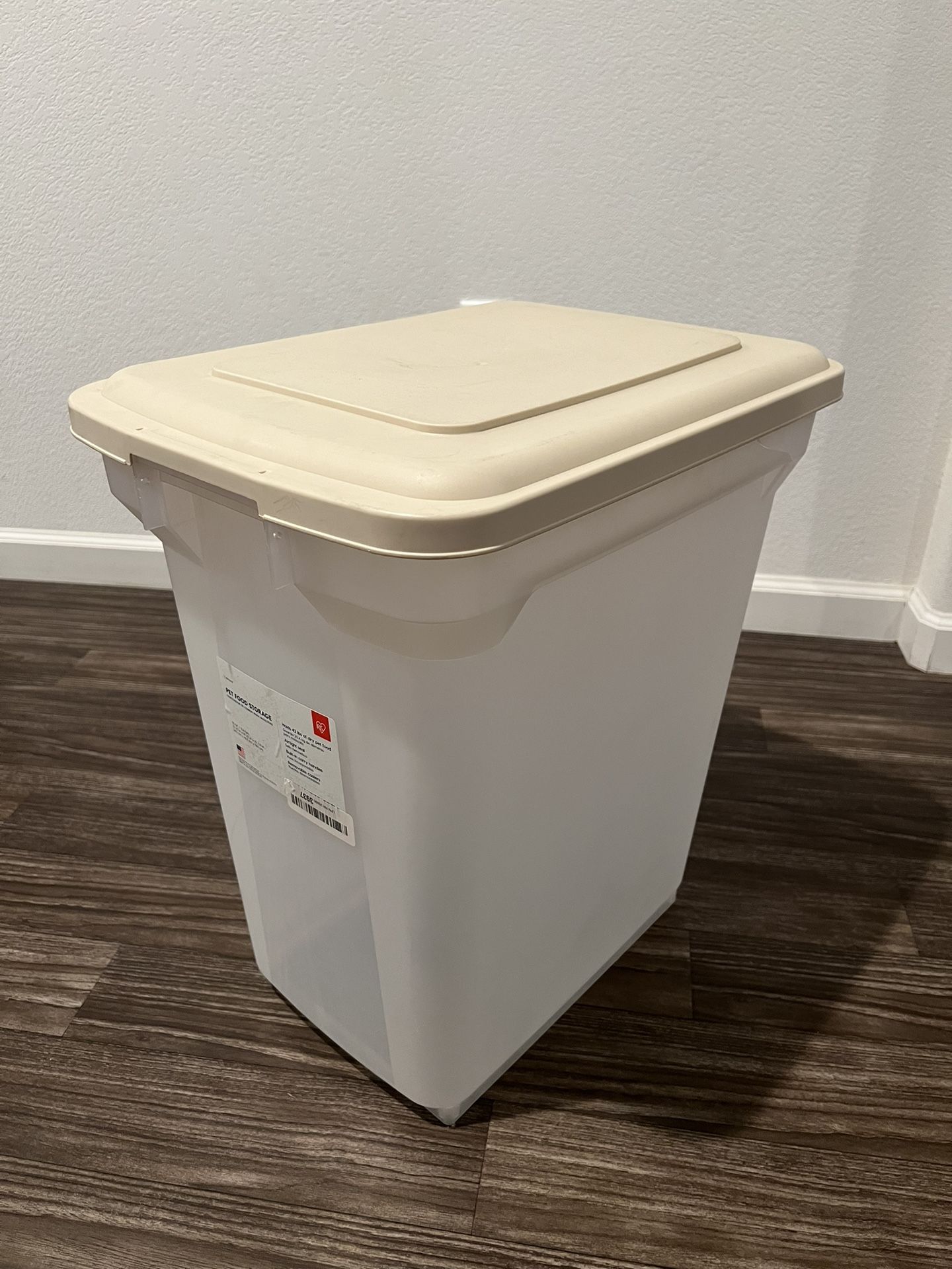 Pet Food Container