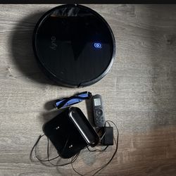 eufy 11S (Slim), Robot Vacuum Cleaner