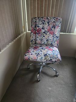 Desk chair